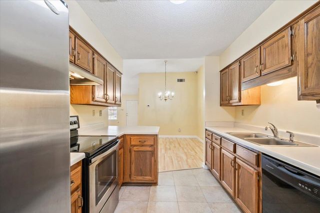 1584 BEAVER TRAIL RD, Memphis, TN 38016