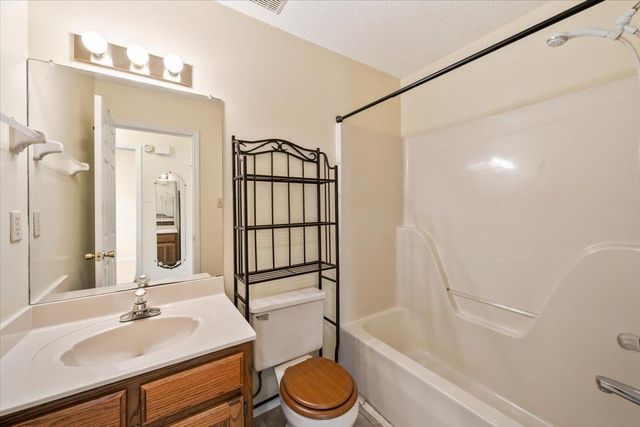 1584 BEAVER TRAIL RD, Memphis, TN 38016