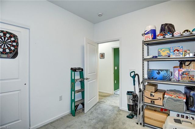 4316 Hillingdon Bnd Apt 305, Chesapeake, VA 23321