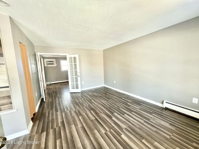 4501 S 6th St APT 78, Louisville, KY 40214