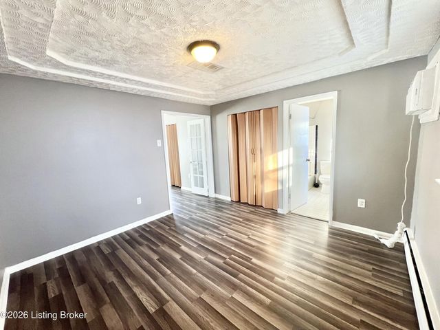 4501 S 6th St APT 78, Louisville, KY 40214