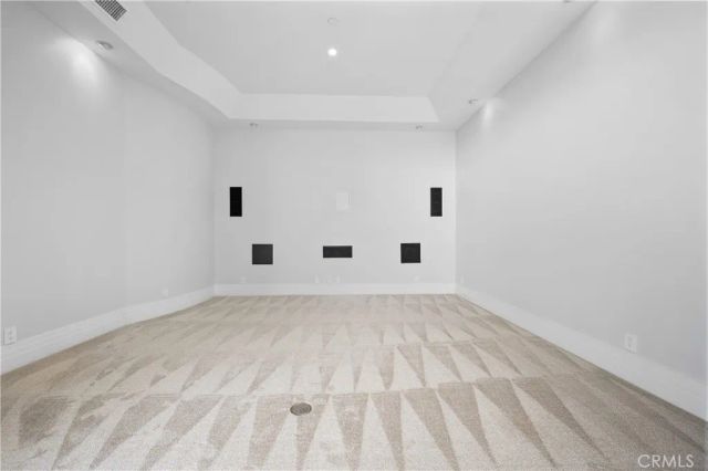 45 Linda Isle, Newport Beach, CA 92660