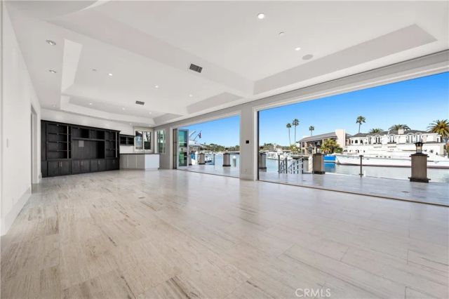45 Linda Isle, Newport Beach, CA 92660