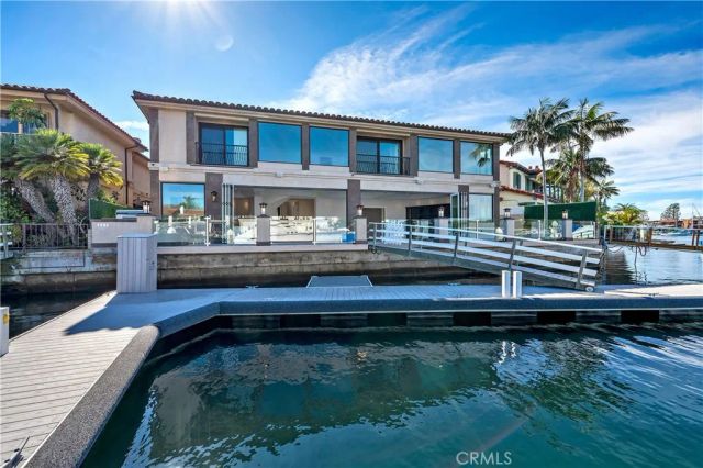 45 Linda Isle, Newport Beach, CA 92660