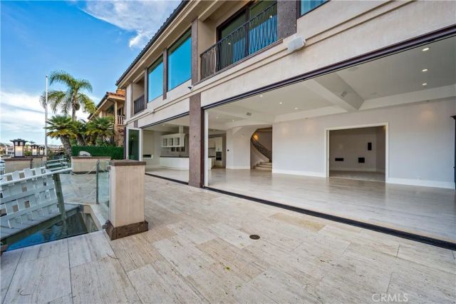 45 Linda Isle, Newport Beach, CA 92660