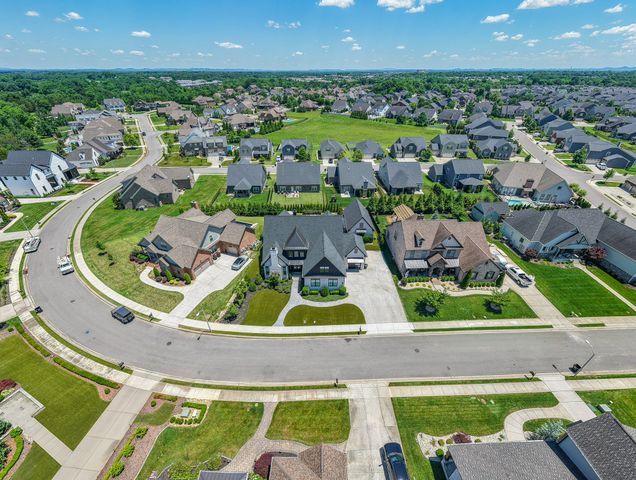 1018 Julian Way, Murfreesboro, TN 37128