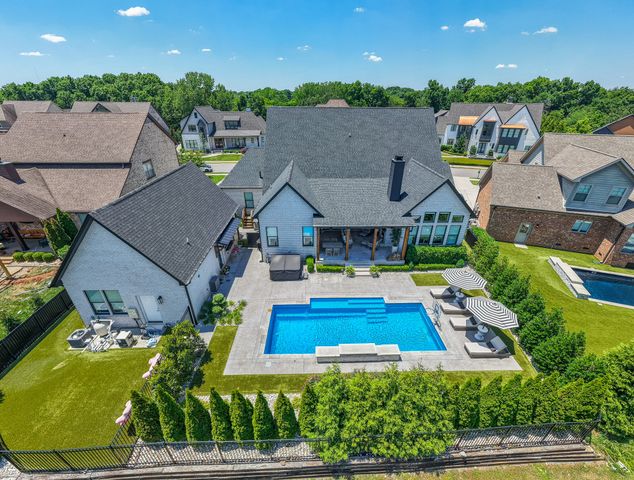 1018 Julian Way, Murfreesboro, TN 37128