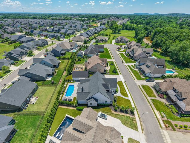 1018 Julian Way, Murfreesboro, TN 37128