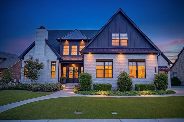 1018 Julian Way, Murfreesboro, TN 37128