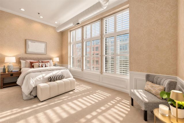 1016 W Madison Street 4S, Chicago, IL 60607