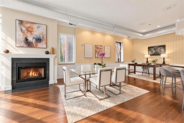 1016 W Madison Street 4S, Chicago, IL 60607
