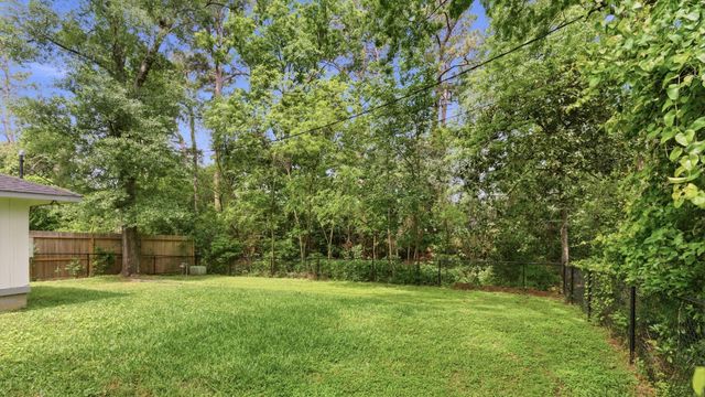 1705 Shady Oaks Drive, Conroe, TX 77301