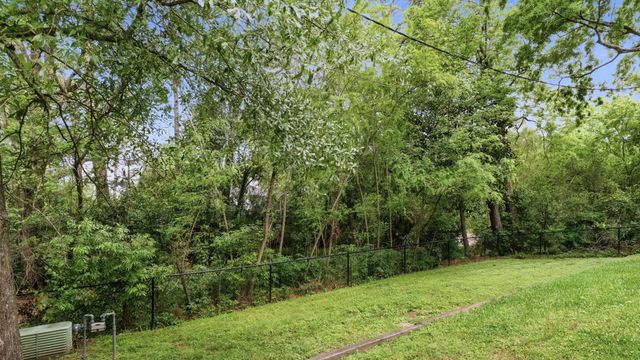 1705 Shady Oaks Drive, Conroe, TX 77301