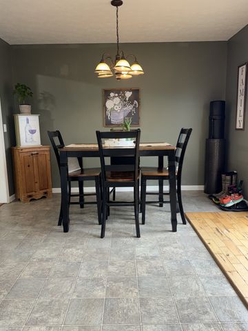 144B Leo Carter Rd, Bethpage, TN 37022