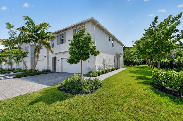 4325 Pond Lily Lane, Lake Worth, FL 33467