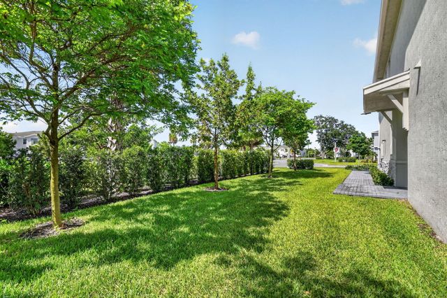 4325 Pond Lily Lane, Lake Worth, FL 33467