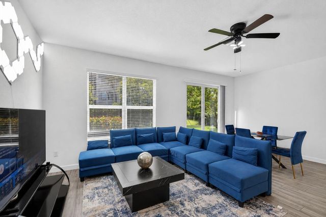 4325 Pond Lily Lane, Lake Worth, FL 33467