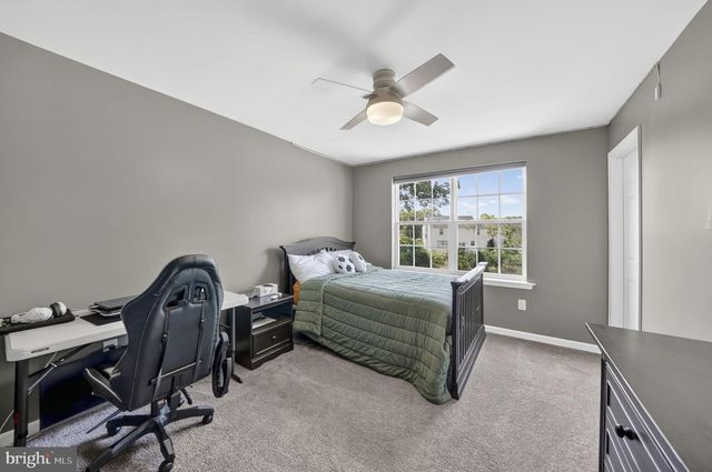 18 QUAKER CT, Hainesport, NJ 08036