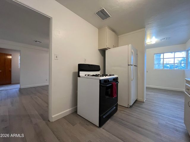 1226 S ROOSEVELT Street, Tempe, AZ 85281