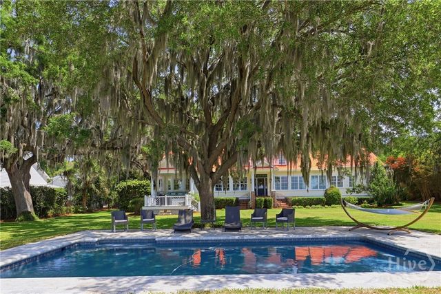 1540 Wilmington Island Road, Savannah, GA 31410