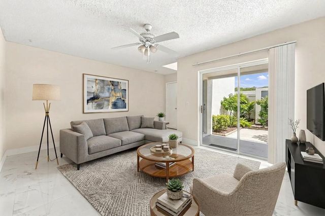 5120 Elmhurst Road A, West Palm Beach, FL 33417
