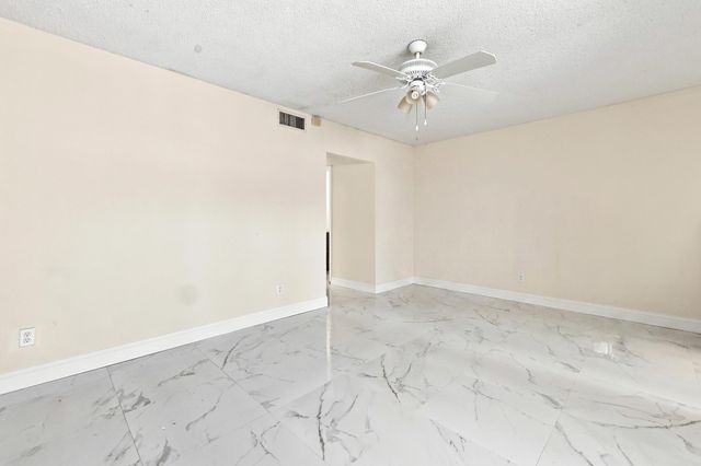 5120 Elmhurst Road A, West Palm Beach, FL 33417