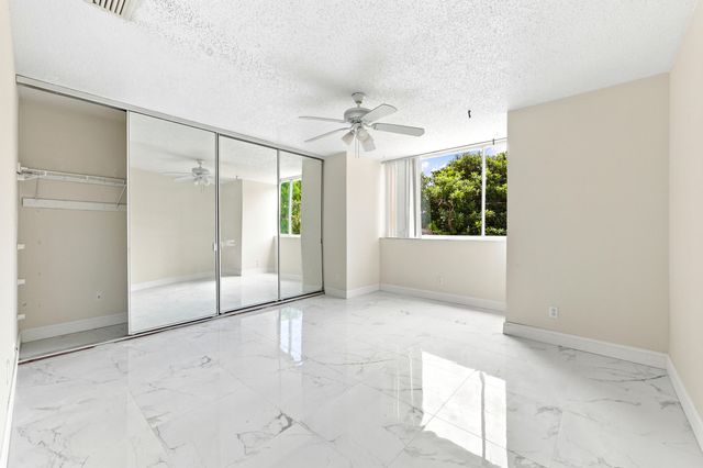 5120 Elmhurst Road A, West Palm Beach, FL 33417