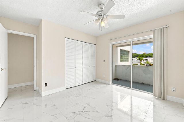 5120 Elmhurst Road A, West Palm Beach, FL 33417