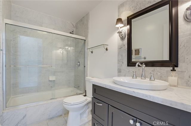 1401 E 3rd Street 16, Long Beach, CA 90802