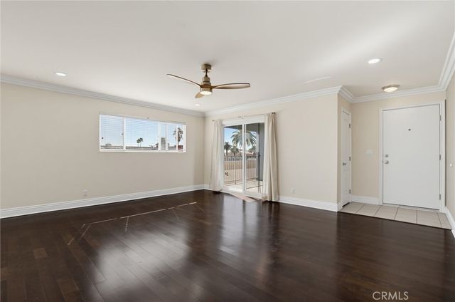 1401 E 3rd Street 16, Long Beach, CA 90802