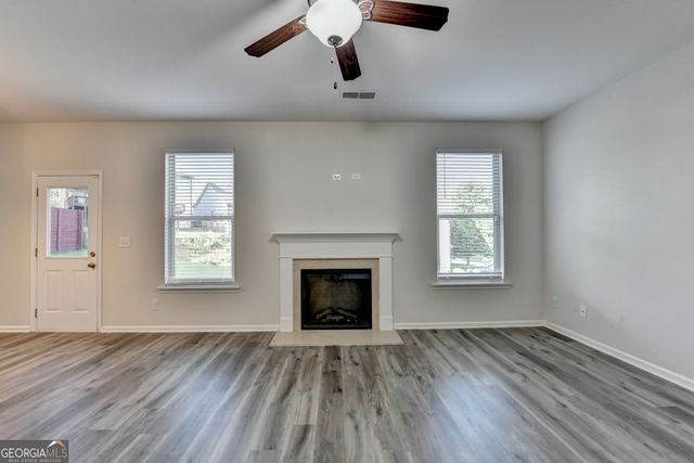 829 Still Hill Lane, Lawrenceville, GA 30045