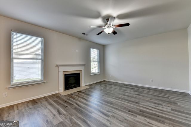 829 Still Hill Lane, Lawrenceville, GA 30045