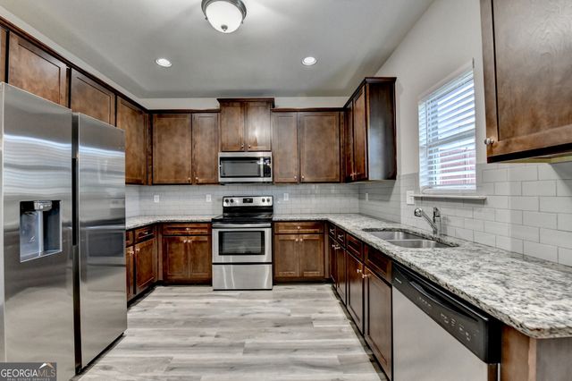 829 Still Hill Lane, Lawrenceville, GA 30045