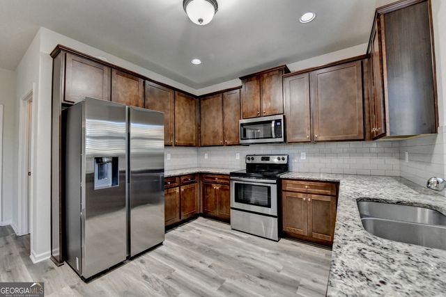 829 Still Hill Lane, Lawrenceville, GA 30045