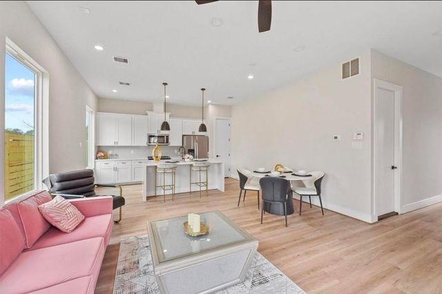 835 Dorchester Street A, Houston, TX 77022