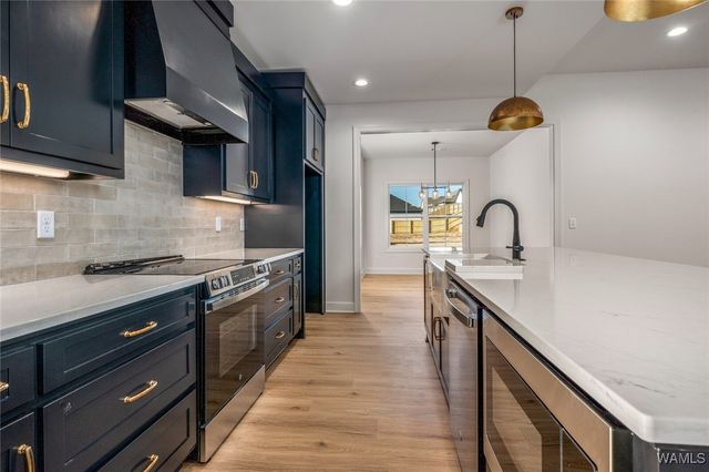 13719 Blackoak, Northport, AL 35475