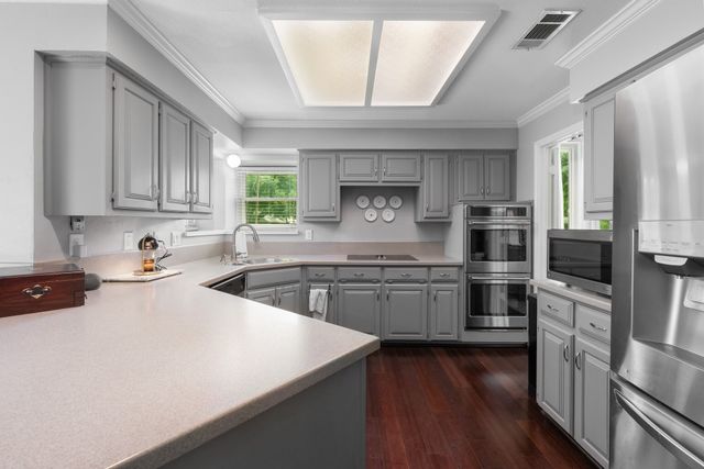 221 Manor Way, Sunnyvale, TX 75182
