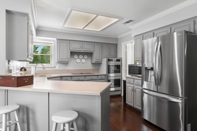 221 Manor Way, Sunnyvale, TX 75182