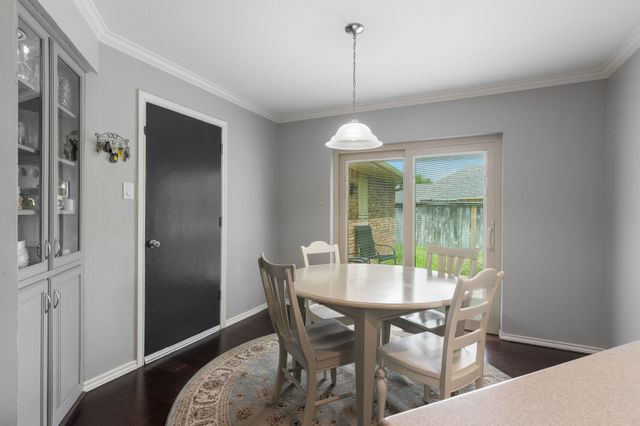 221 Manor Way, Sunnyvale, TX 75182