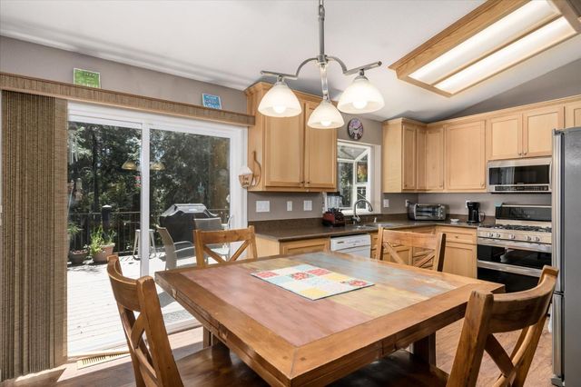 6480 Granite Trl, Pollock Pines, CA 95726