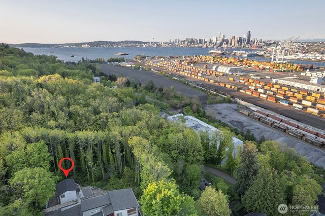 3265 31st Avenue SW, Seattle, WA 98126