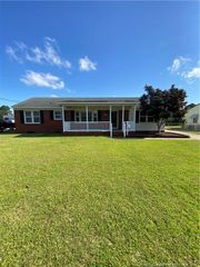 509 E 19th Street, Lumberton, NC 28358