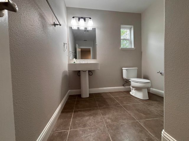 2409 Boulder St, Brentwood, CA 94513