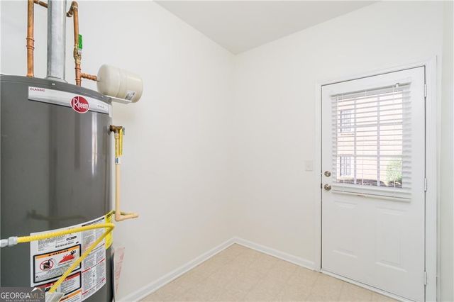 4016 Edgecomb Drive, Roswell, GA 30075