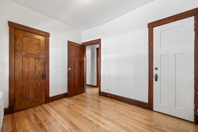 1517 S 57TH Avenue, Cicero, IL 60804