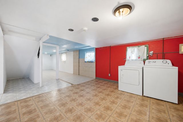 1517 S 57TH Avenue, Cicero, IL 60804