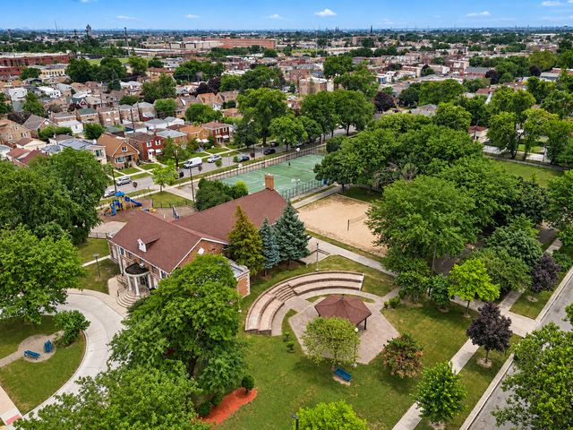 1517 S 57TH Avenue, Cicero, IL 60804