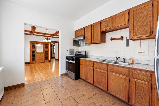 1517 S 57TH Avenue, Cicero, IL 60804