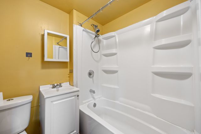 1517 S 57TH Avenue, Cicero, IL 60804
