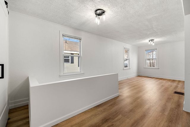 310 Washington St, Haverhill, MA 01832